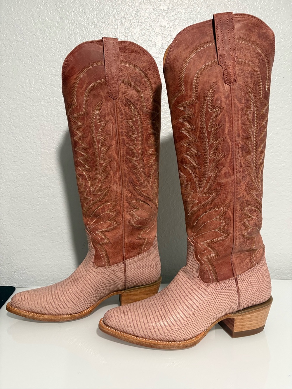 Women’s Abby Pink Frost lizard Two-Tone Western Cowboy Boots - Picture 3 of 6